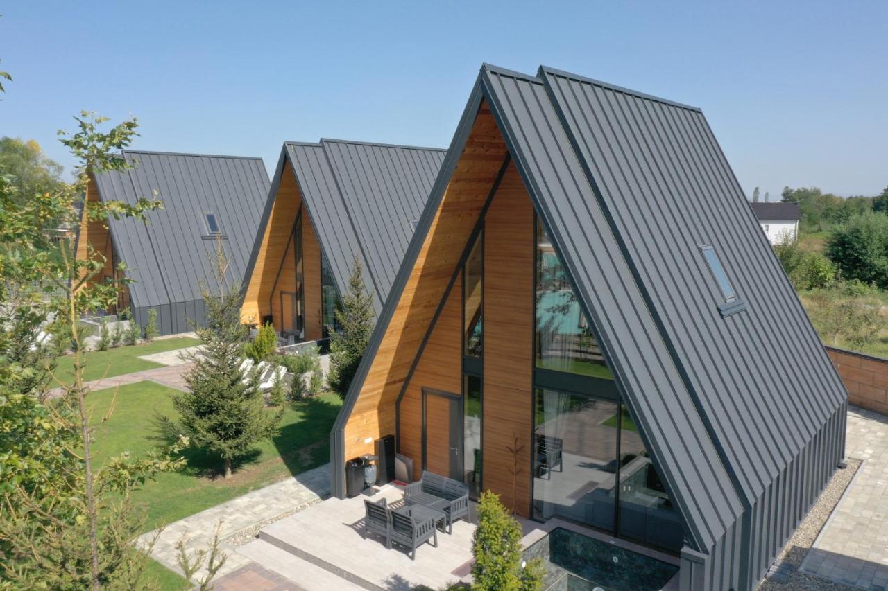 Freskia Resort Ferizaj Esterno foto