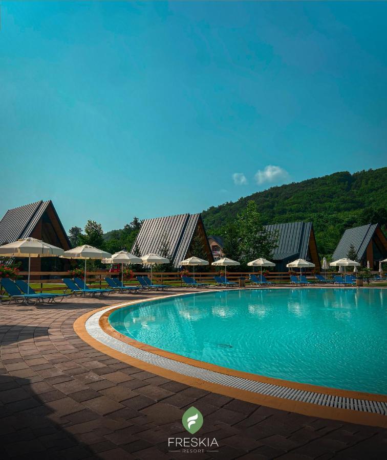 Freskia Resort Ferizaj Esterno foto